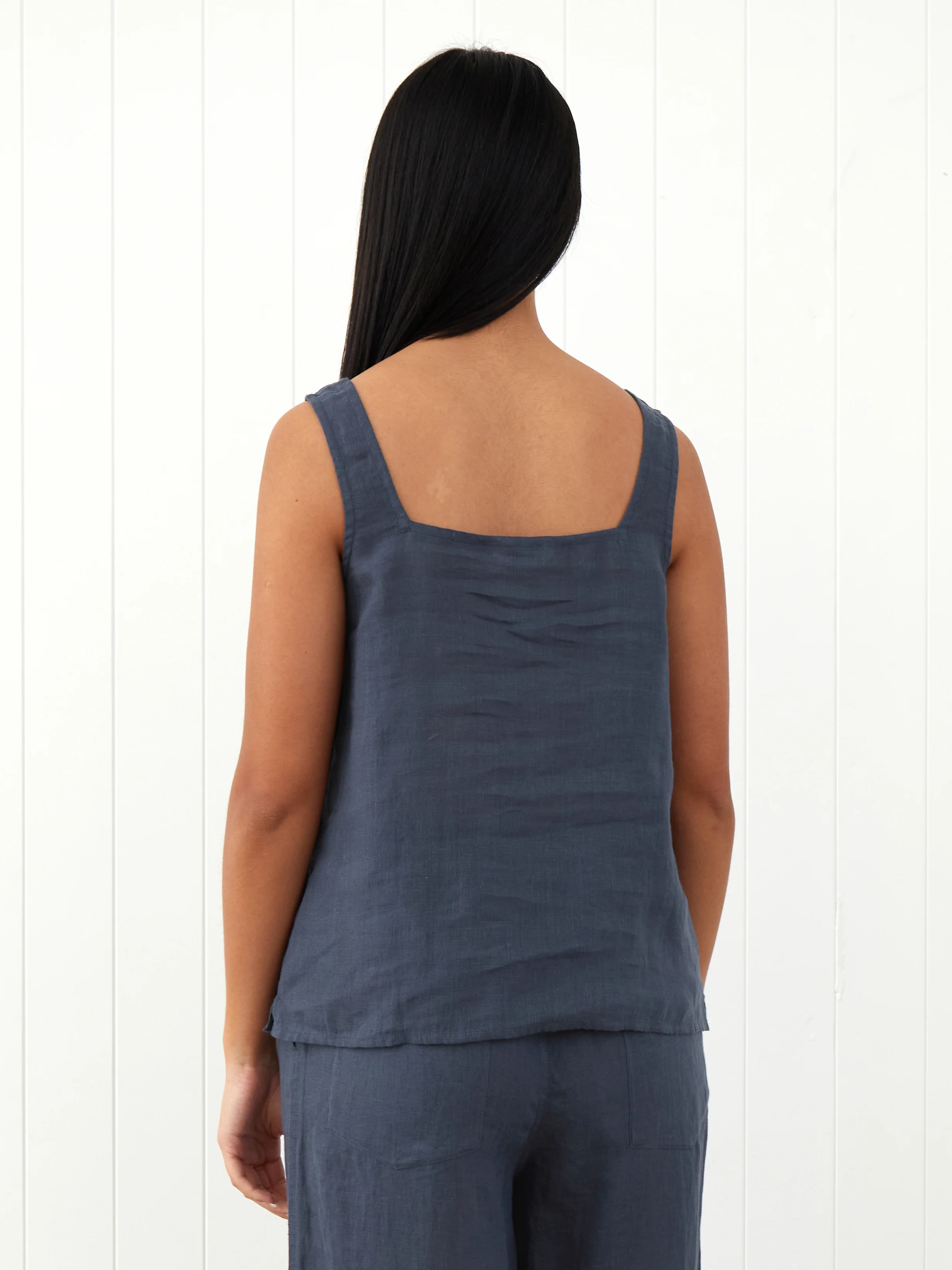 Amalfi Linen Singlet Top in Ink - Image 4