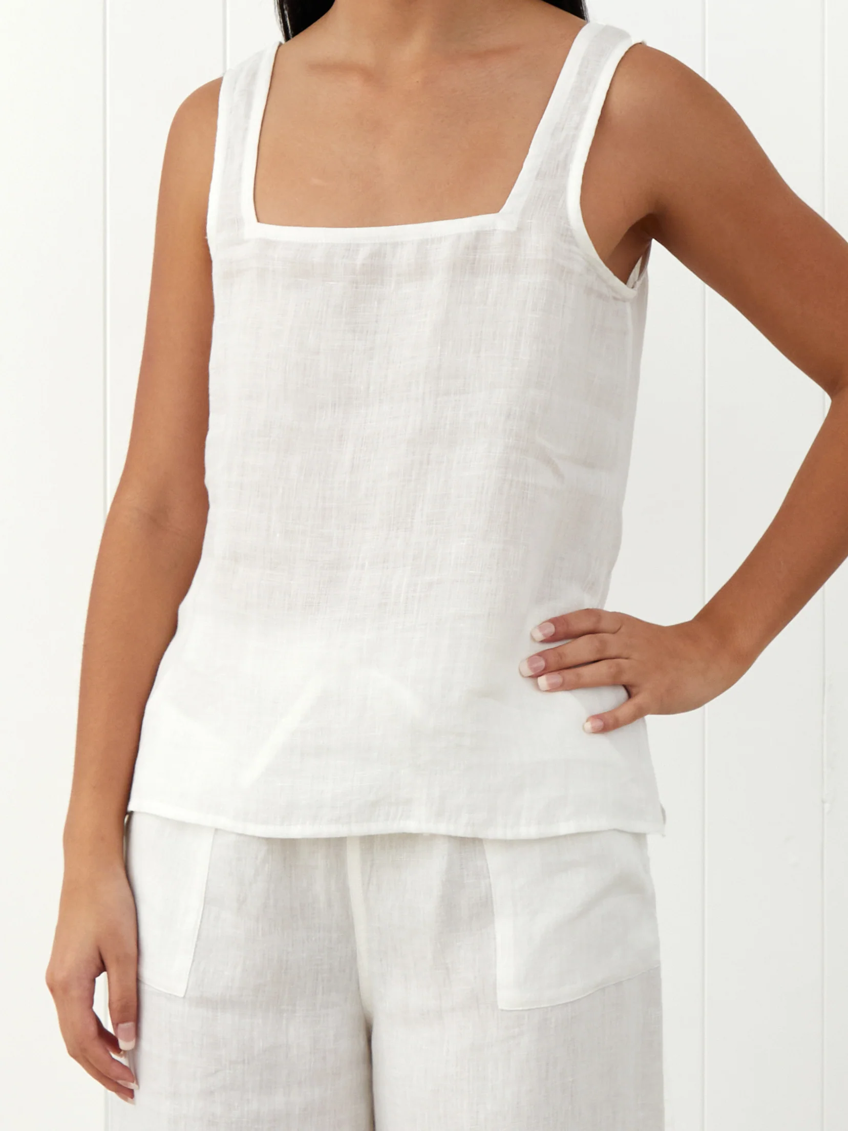 Amalfi Linen Singlet Top in White - Image 3