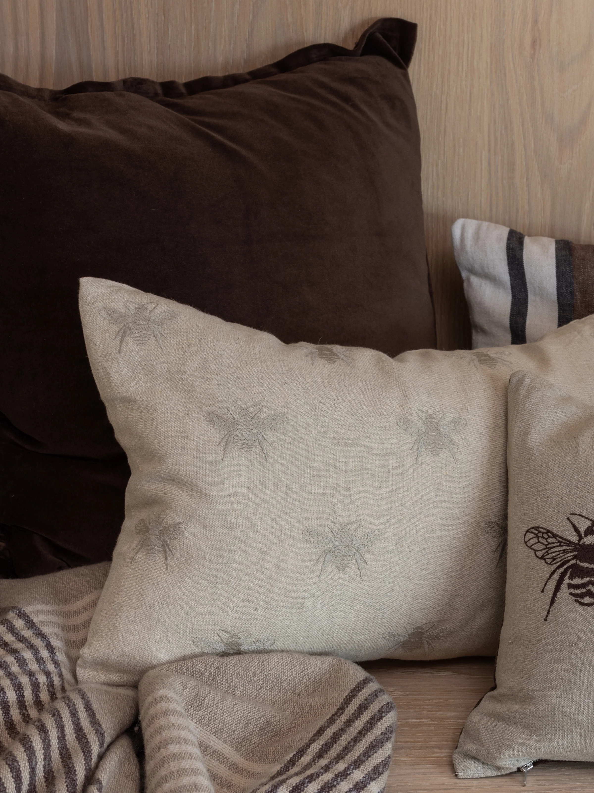 Bee Swarm Embroidered Rectangle Cushion Cover - Image 2