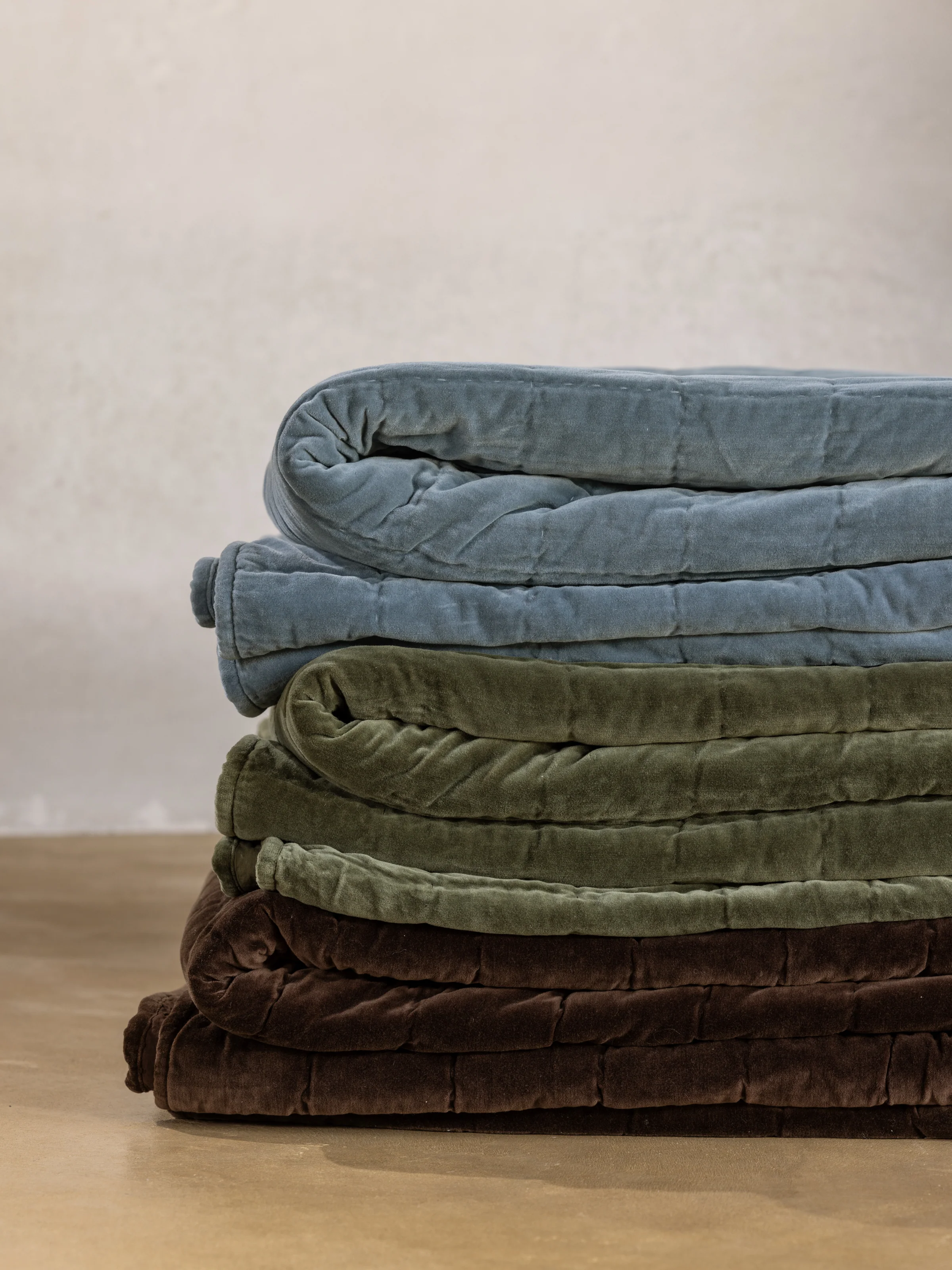Belvedere Velvet Quilt in Cocoa - Image 6