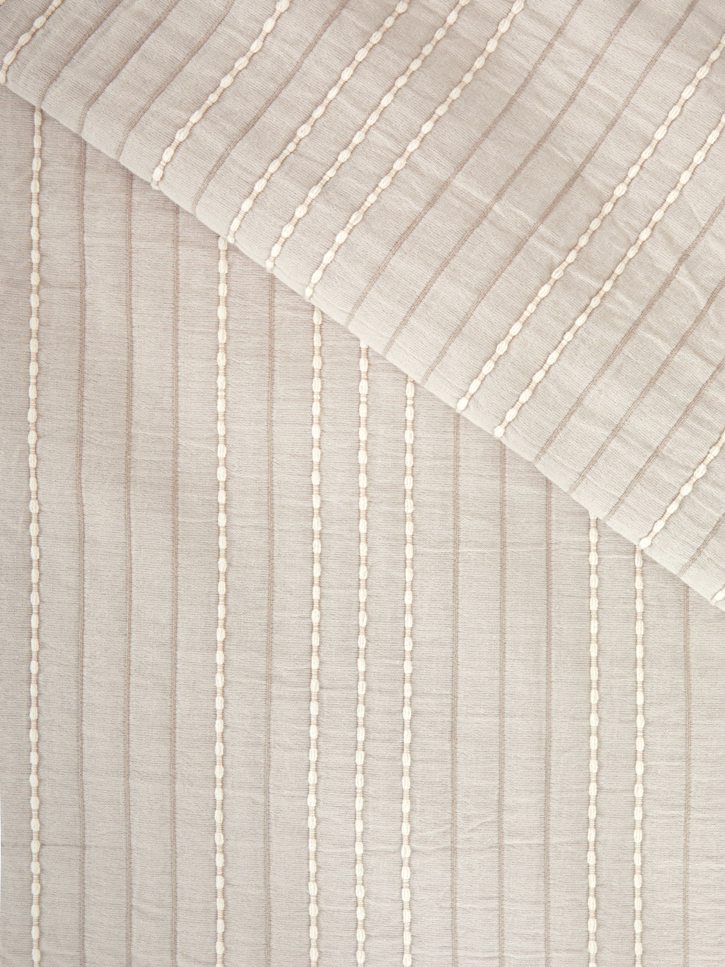 Camden Bed Cover in Natural - Image 4