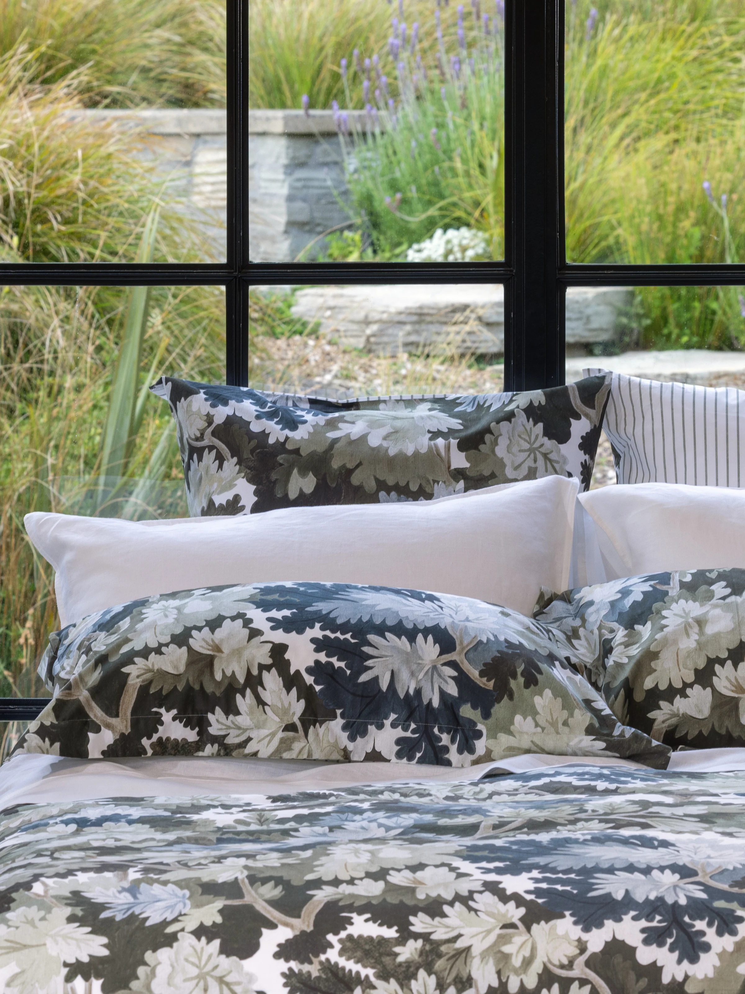 Canopy Oxford Pillowcase Set - Image 2