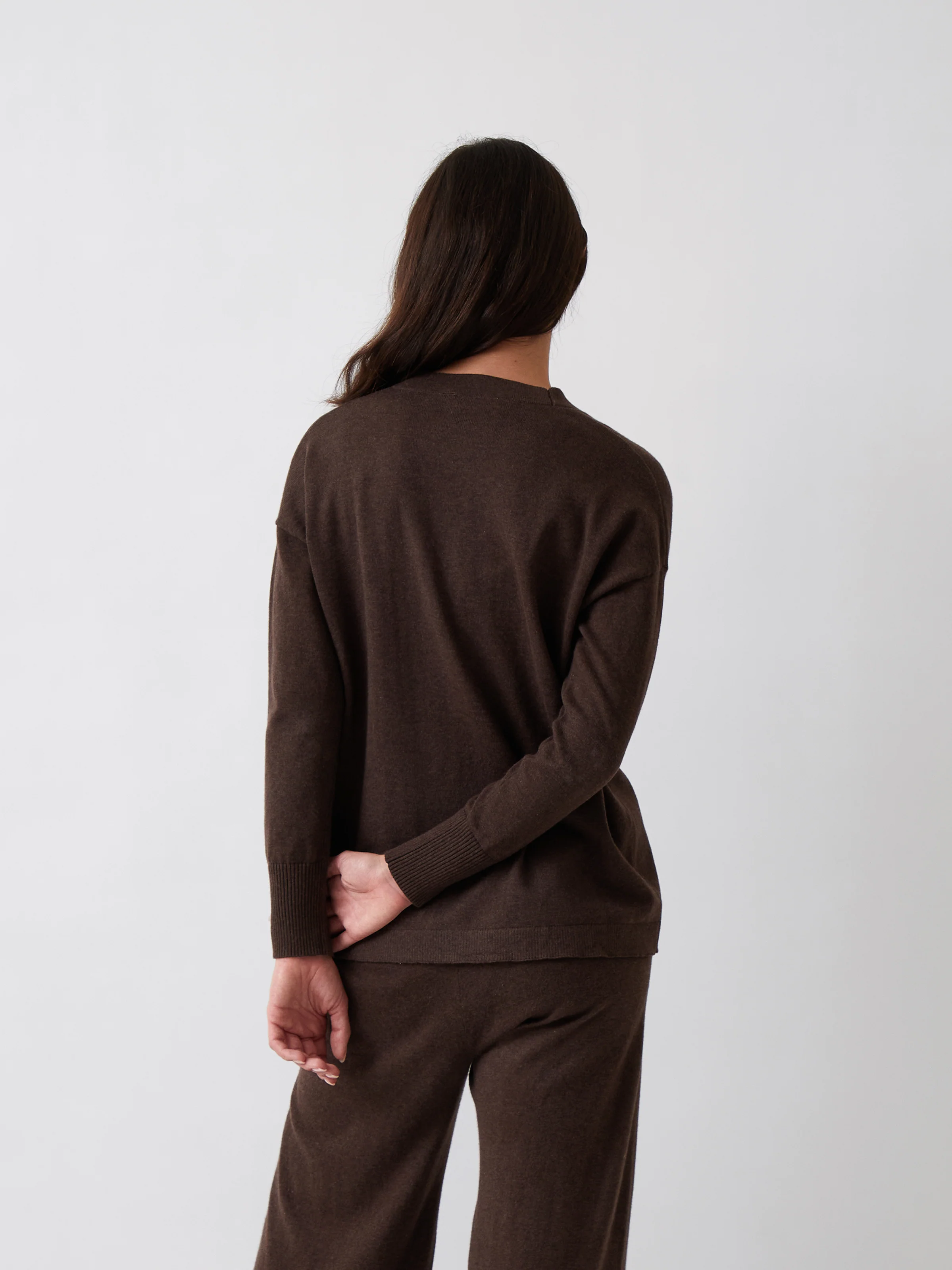 Cotton Cashmere Cardi in Cocoa - Image 4