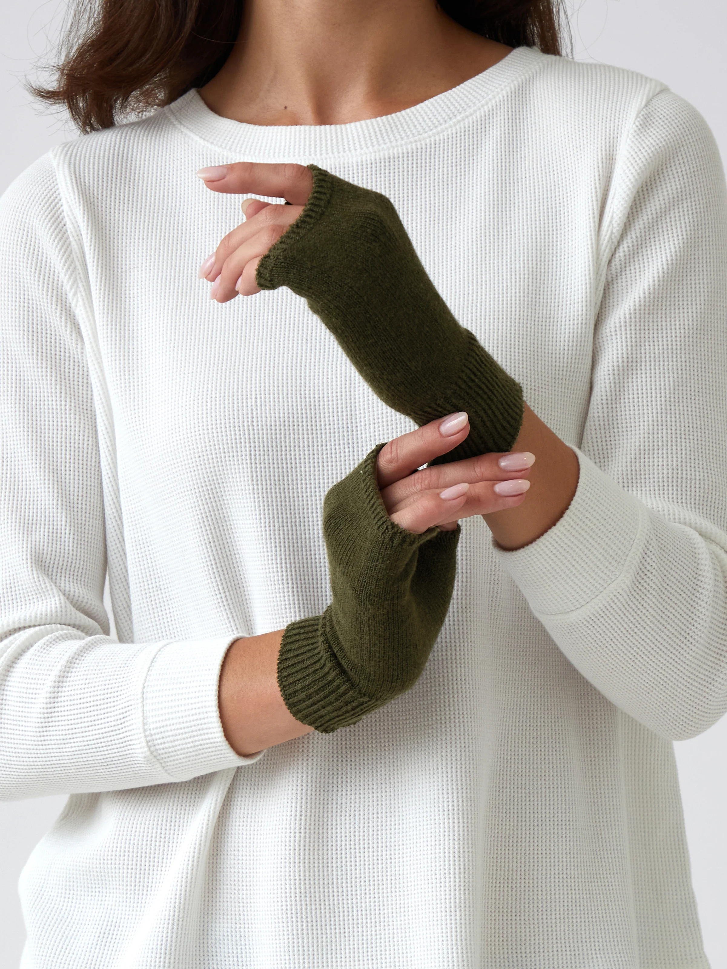 Cotton Cashmere Hand Warmers in Olive - Image 3