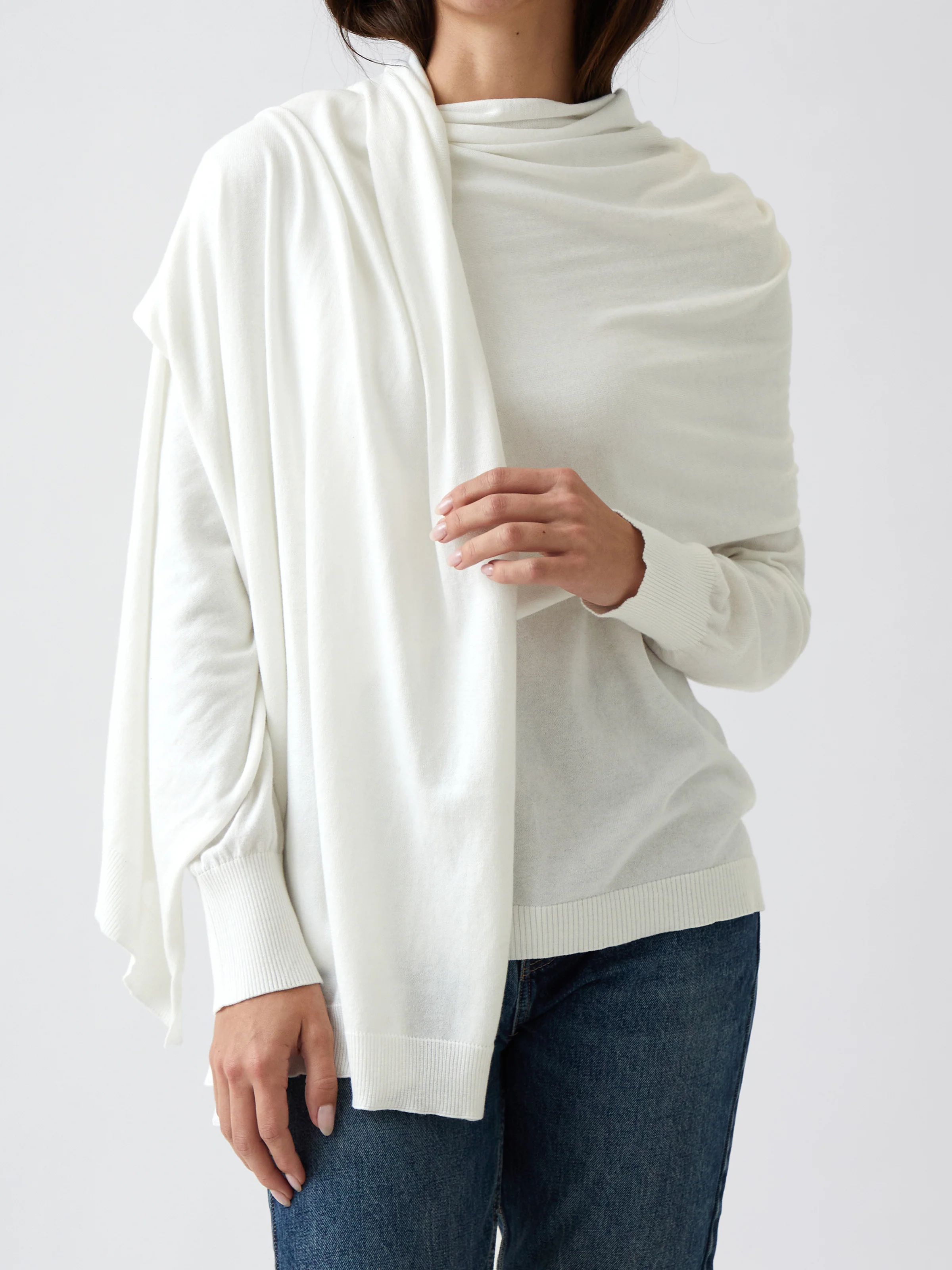 Cotton Cashmere Scarf in Ivory - Image 3
