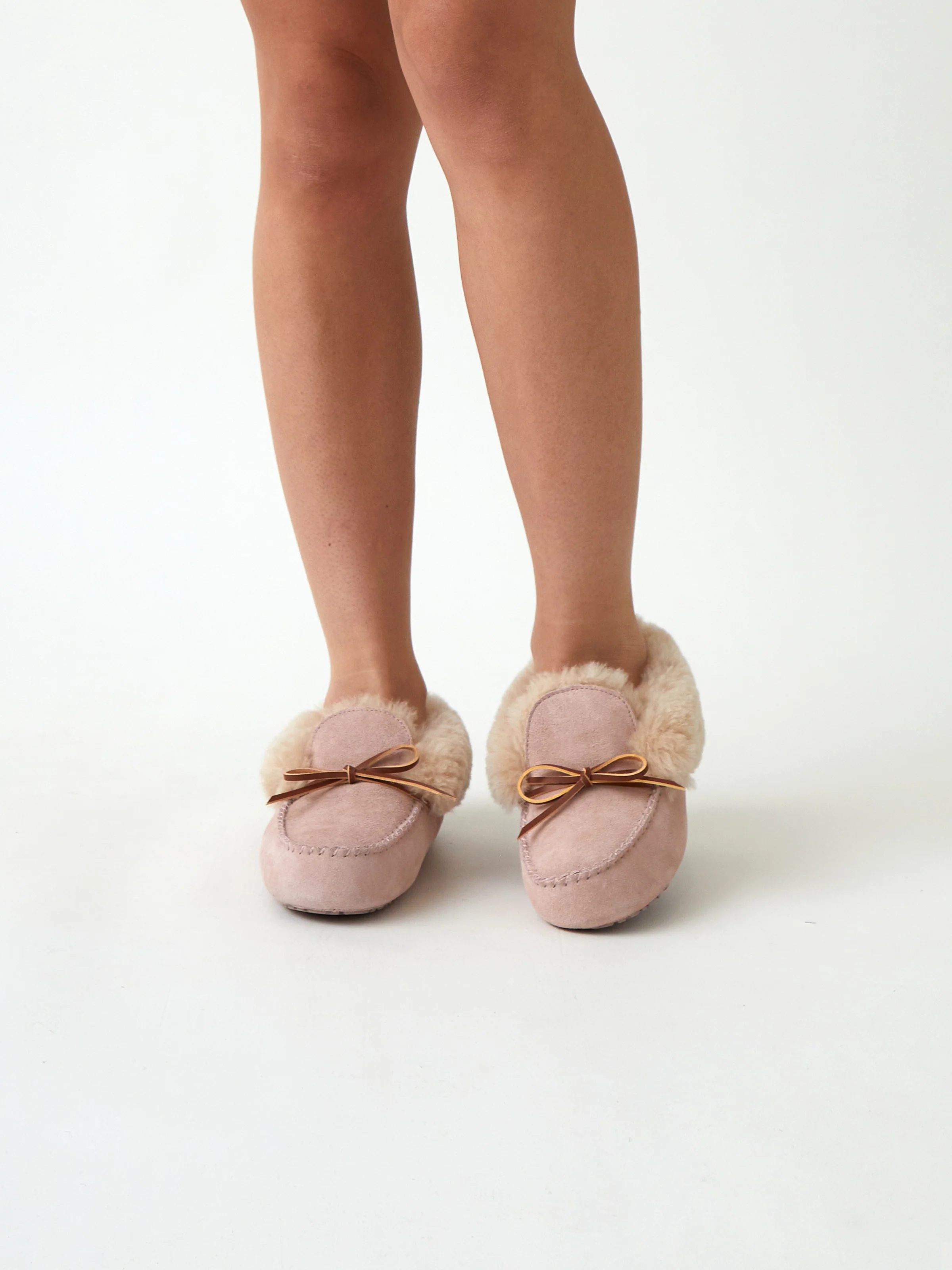 Cozy Slippers in Pink
