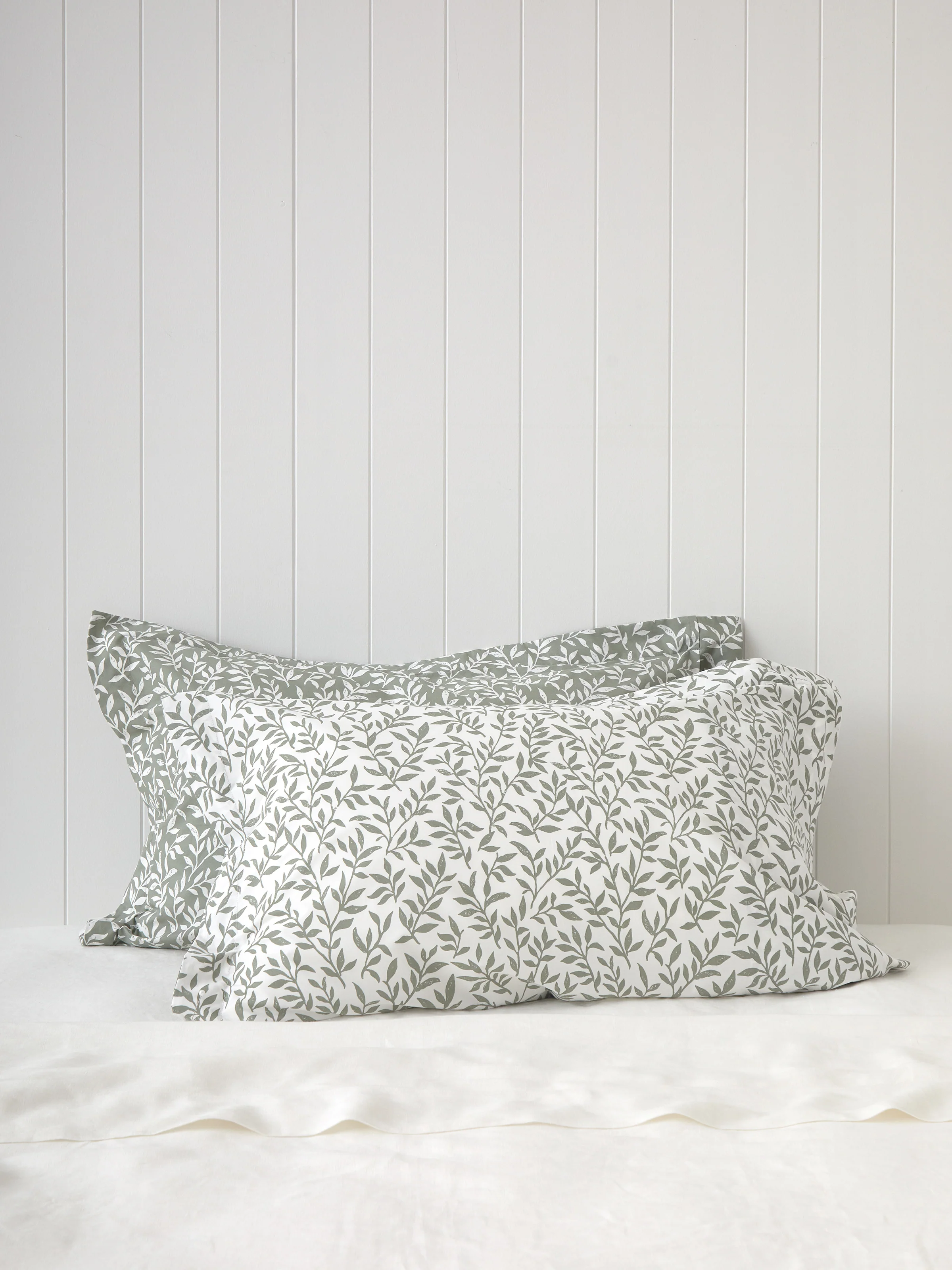 Garden Path Oxford Pillowcase Set