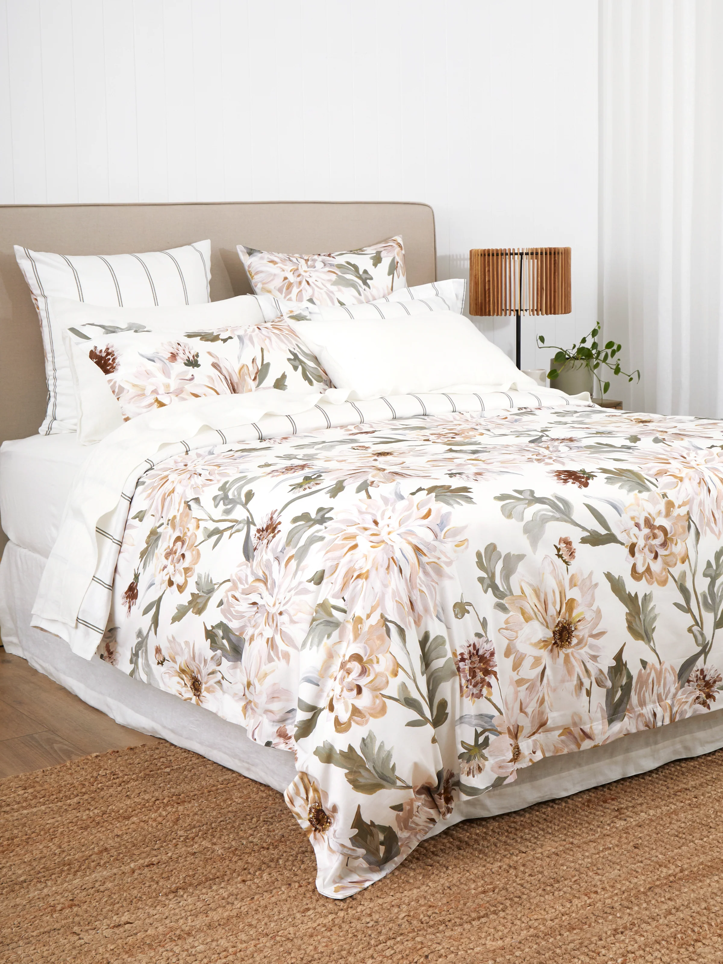 In Bloom Duvet Cover Set - Image 3
