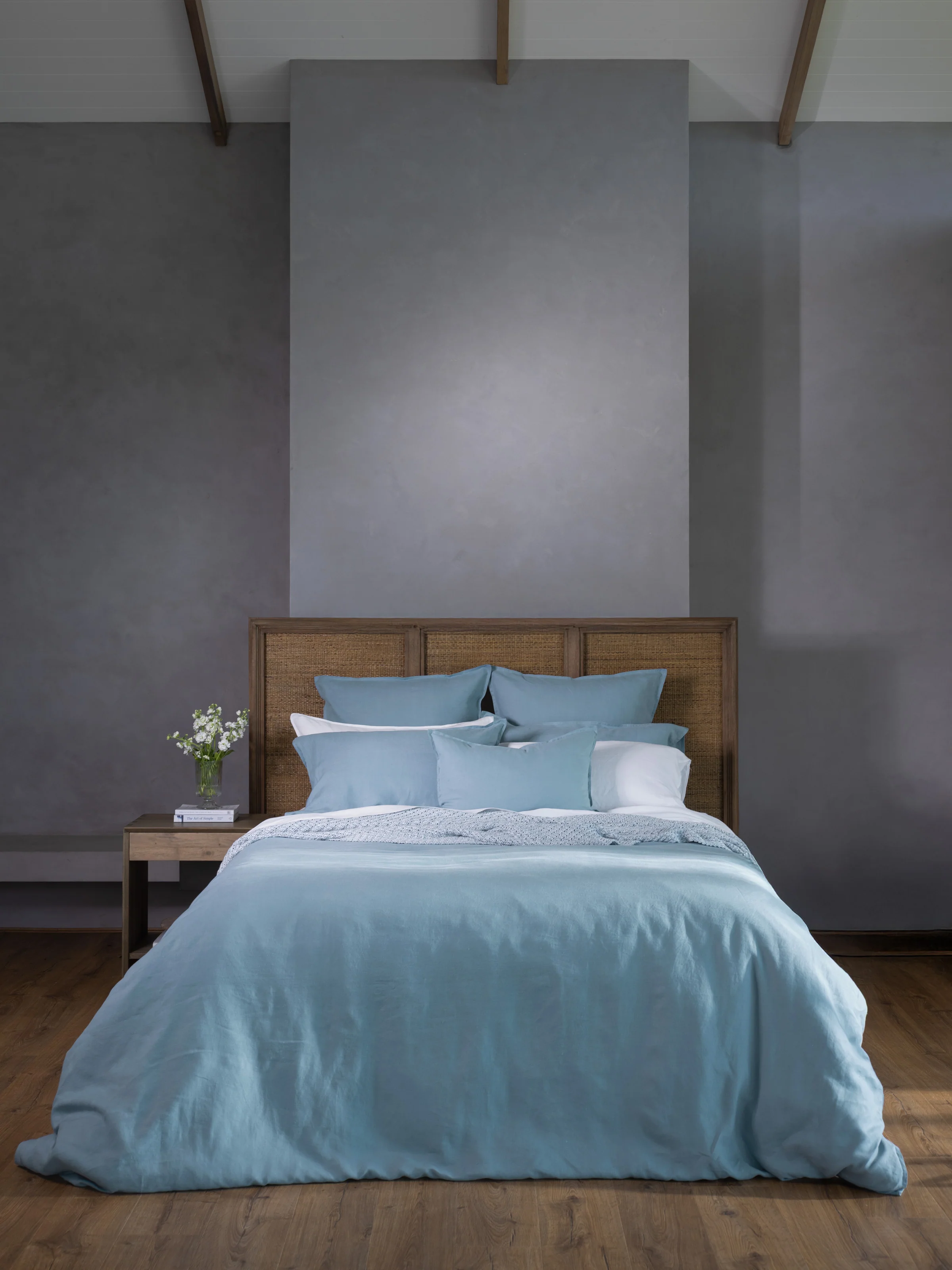 Loft Linen Duvet Cover Set in Coast Blue - Image 5