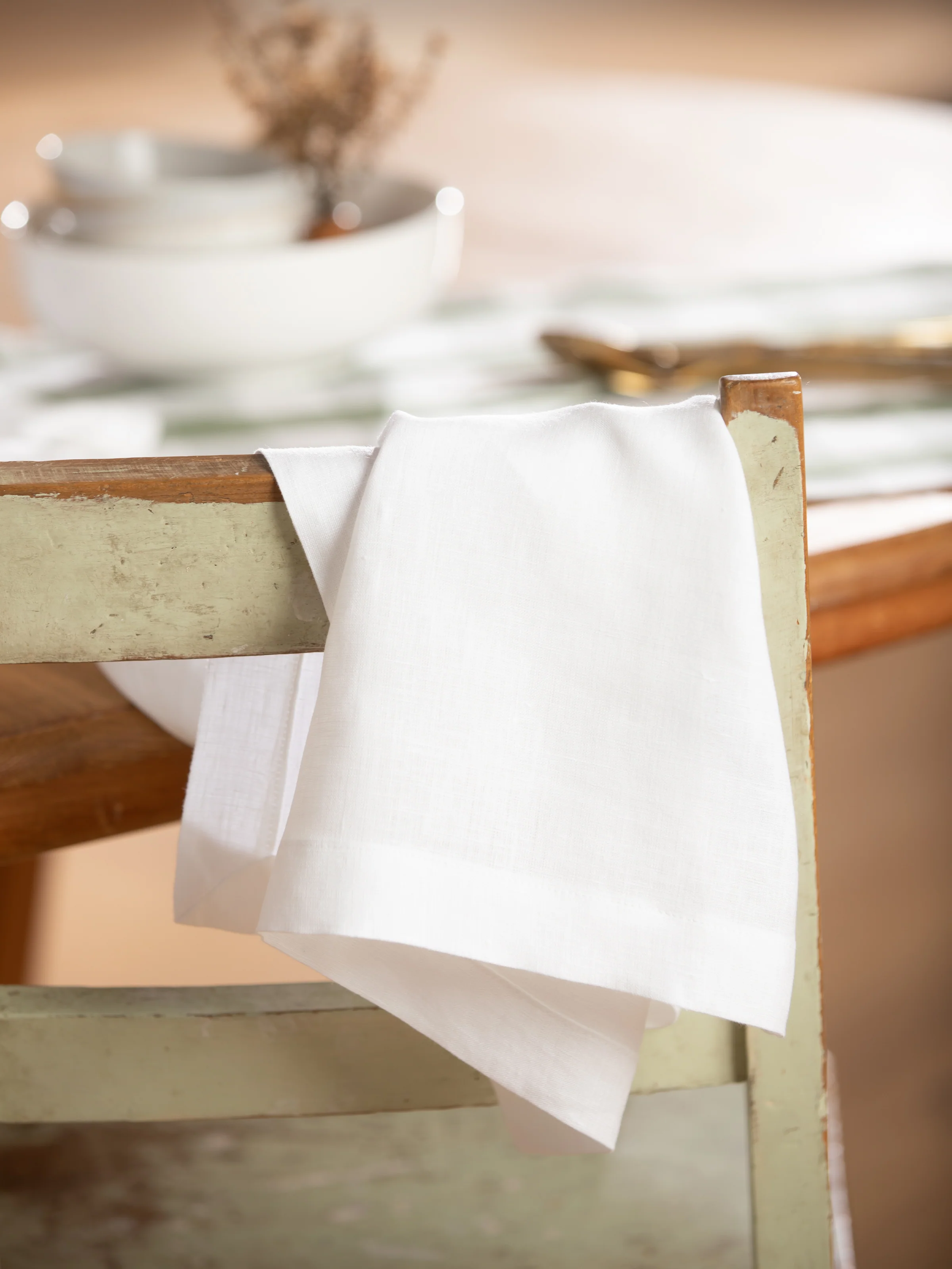 Loft Linen Napkin Set of 4 in White - Image 3