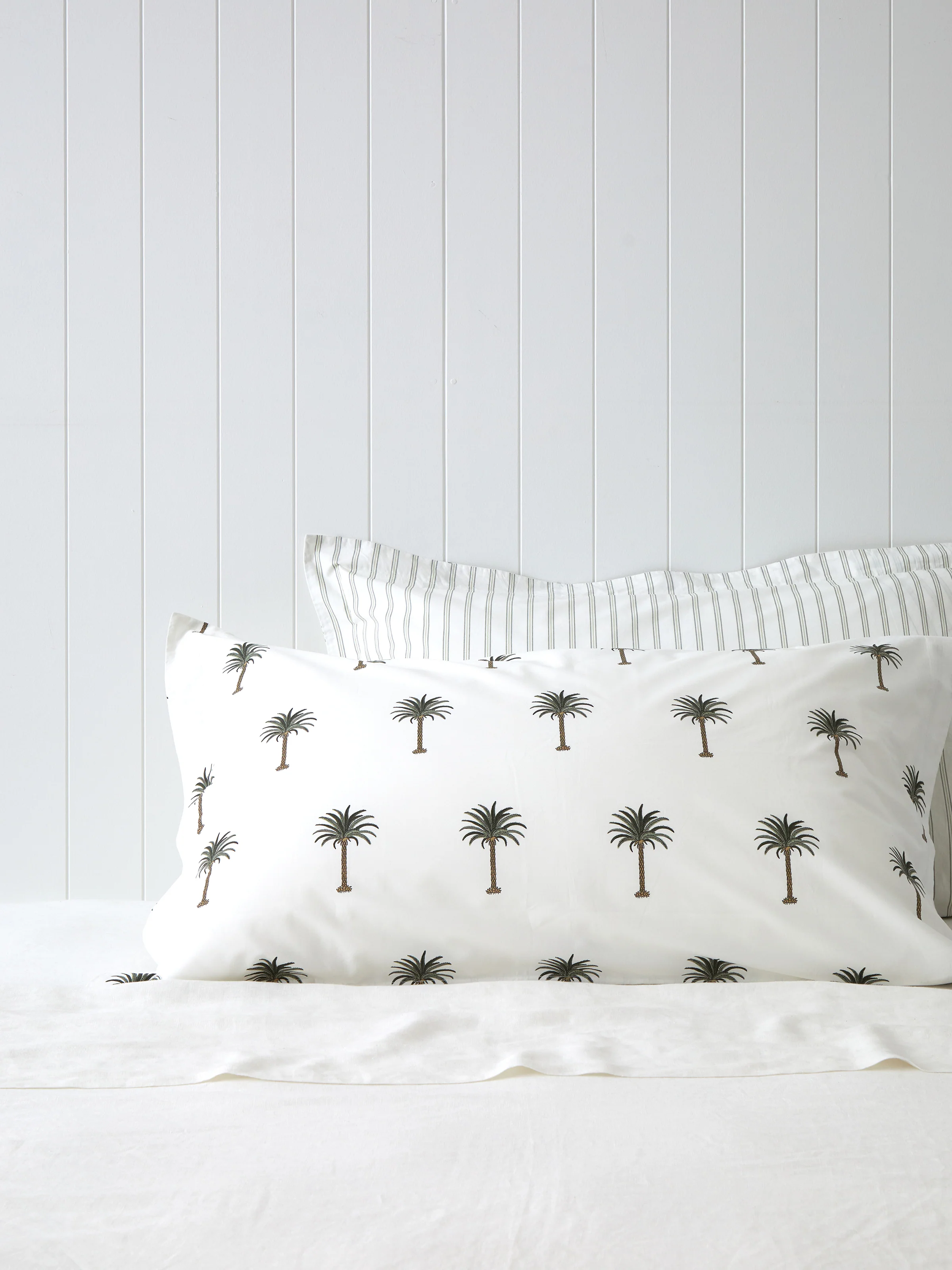 Mallorca Lodge Pillowcase Set