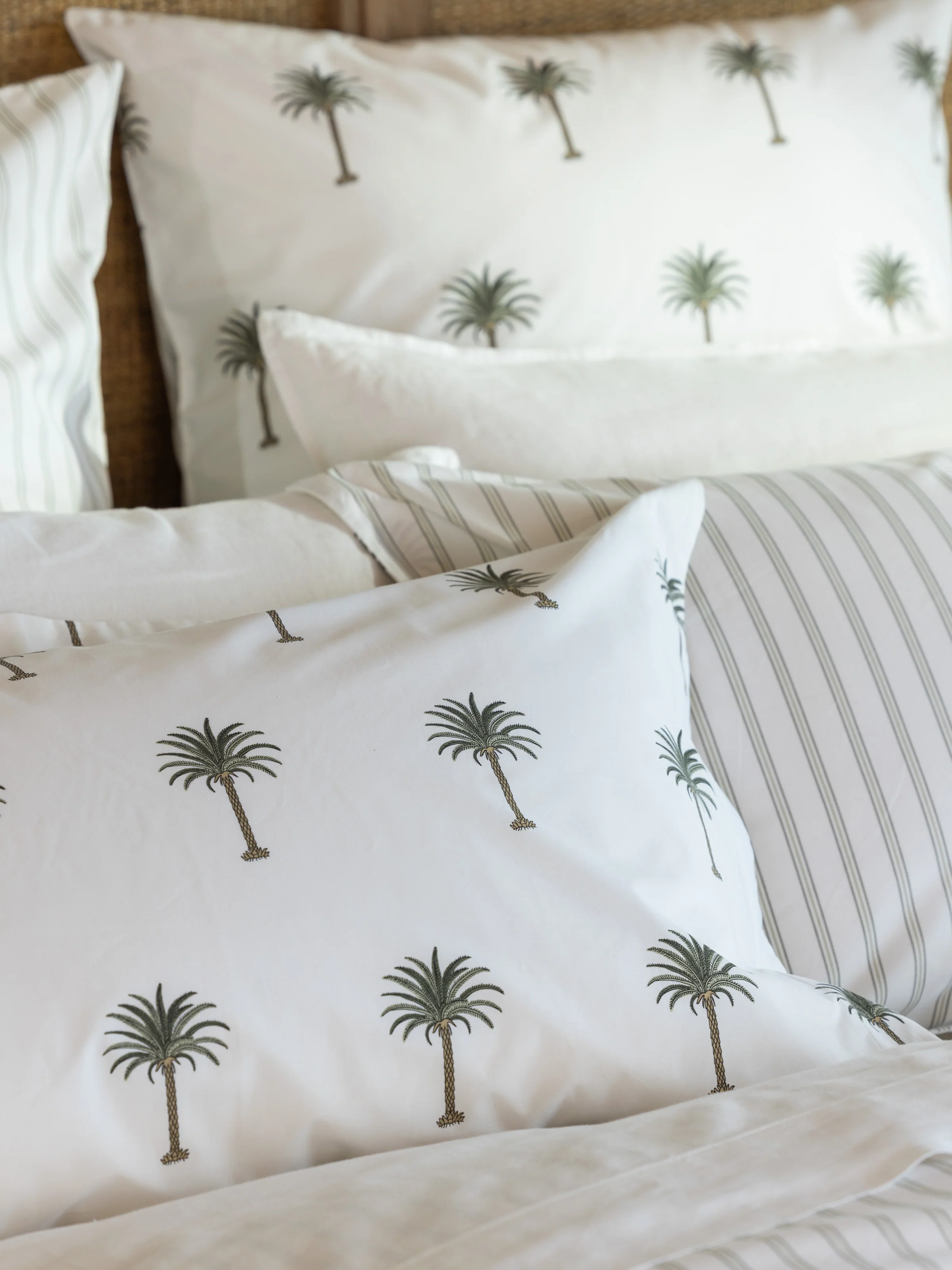 Mallorca Lodge Pillowcase Set - Image 2
