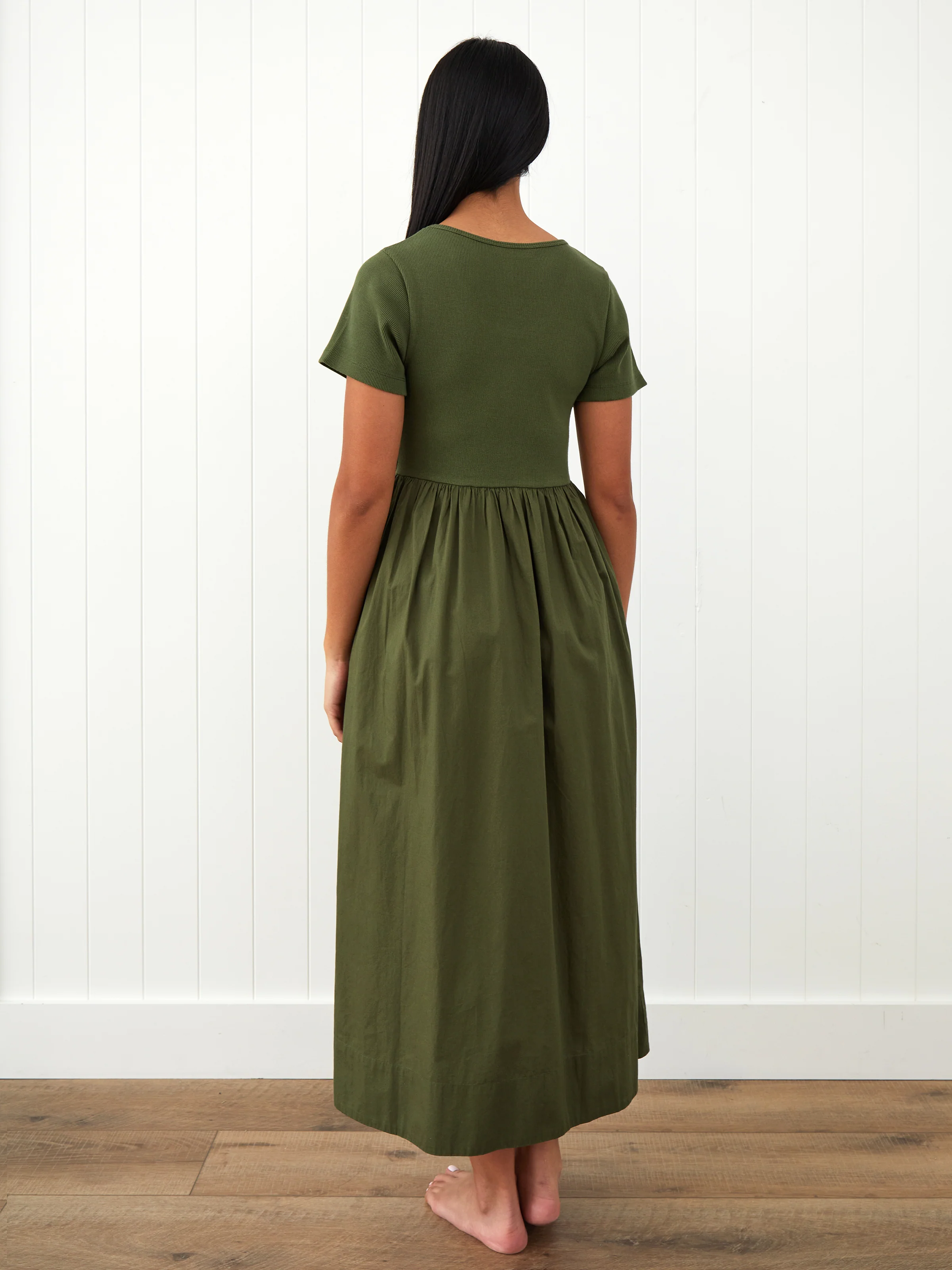 Malta Poplin Dress in Olive - Image 4