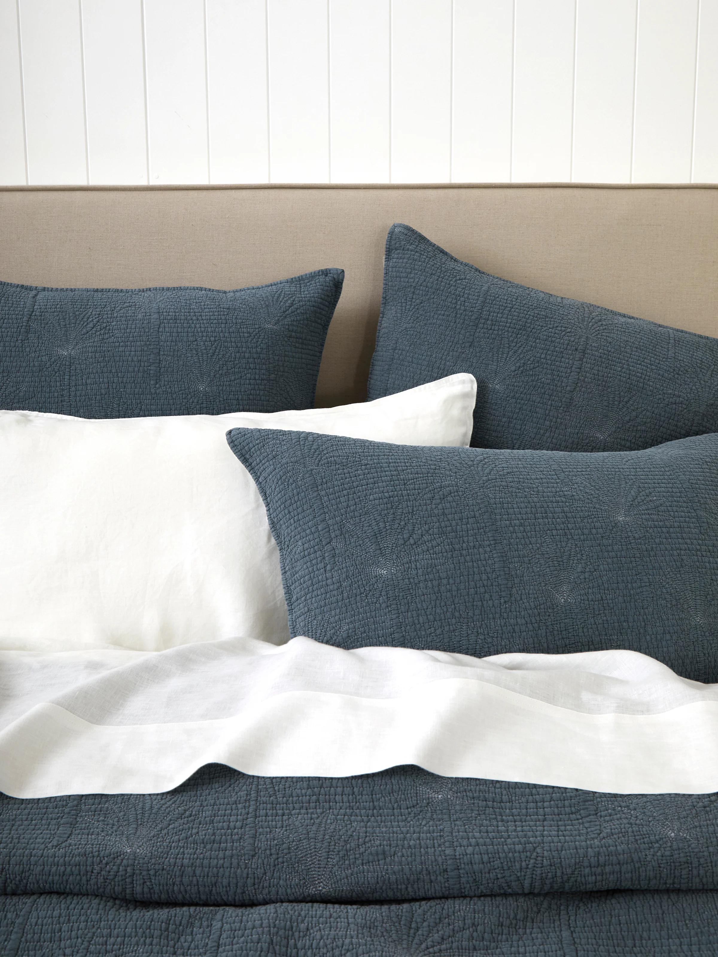 Marrakech Quilt in Dark Blue - Image 2