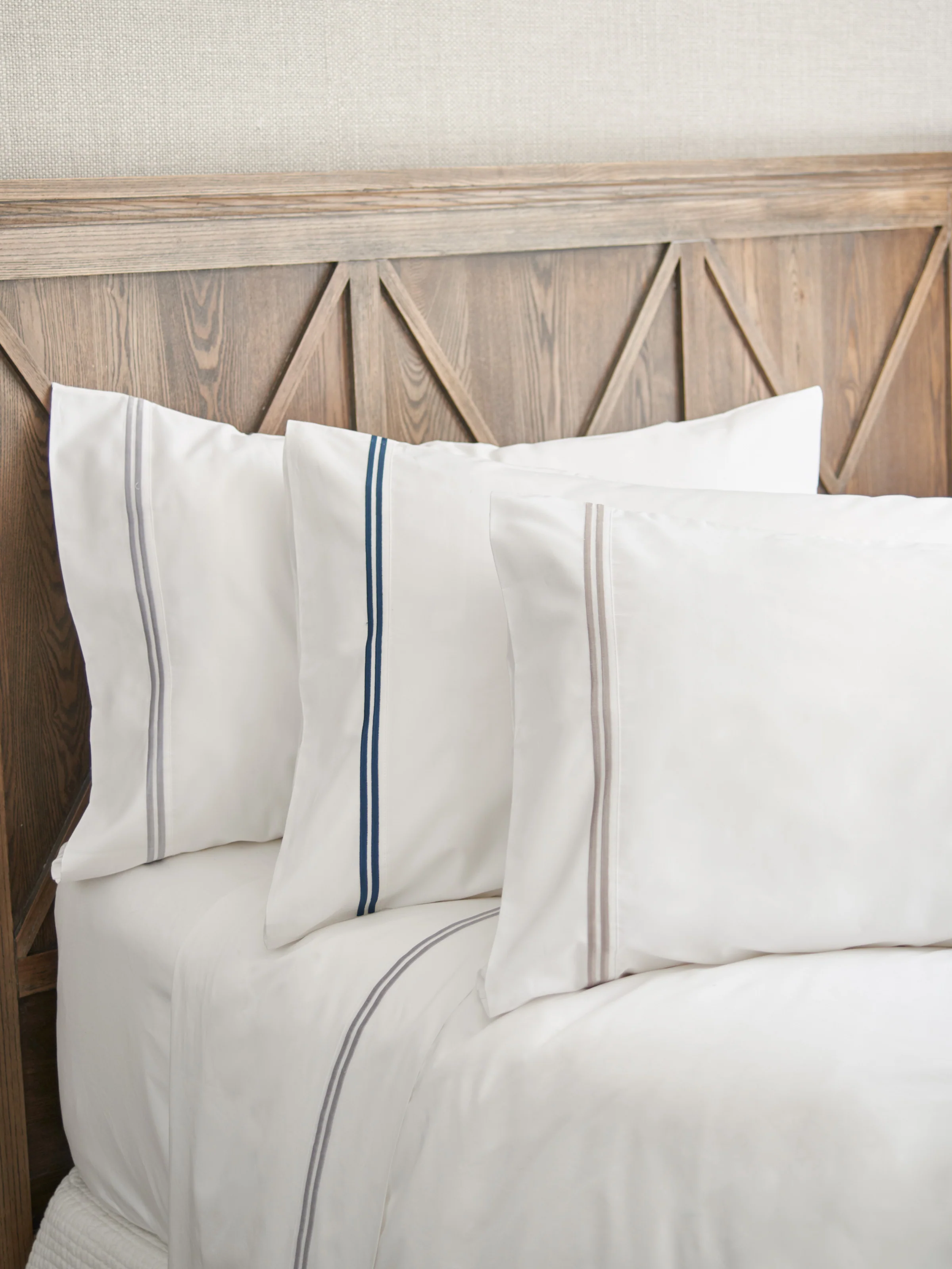 Monarch Accent Lodge Pillowcase Set - Image 2