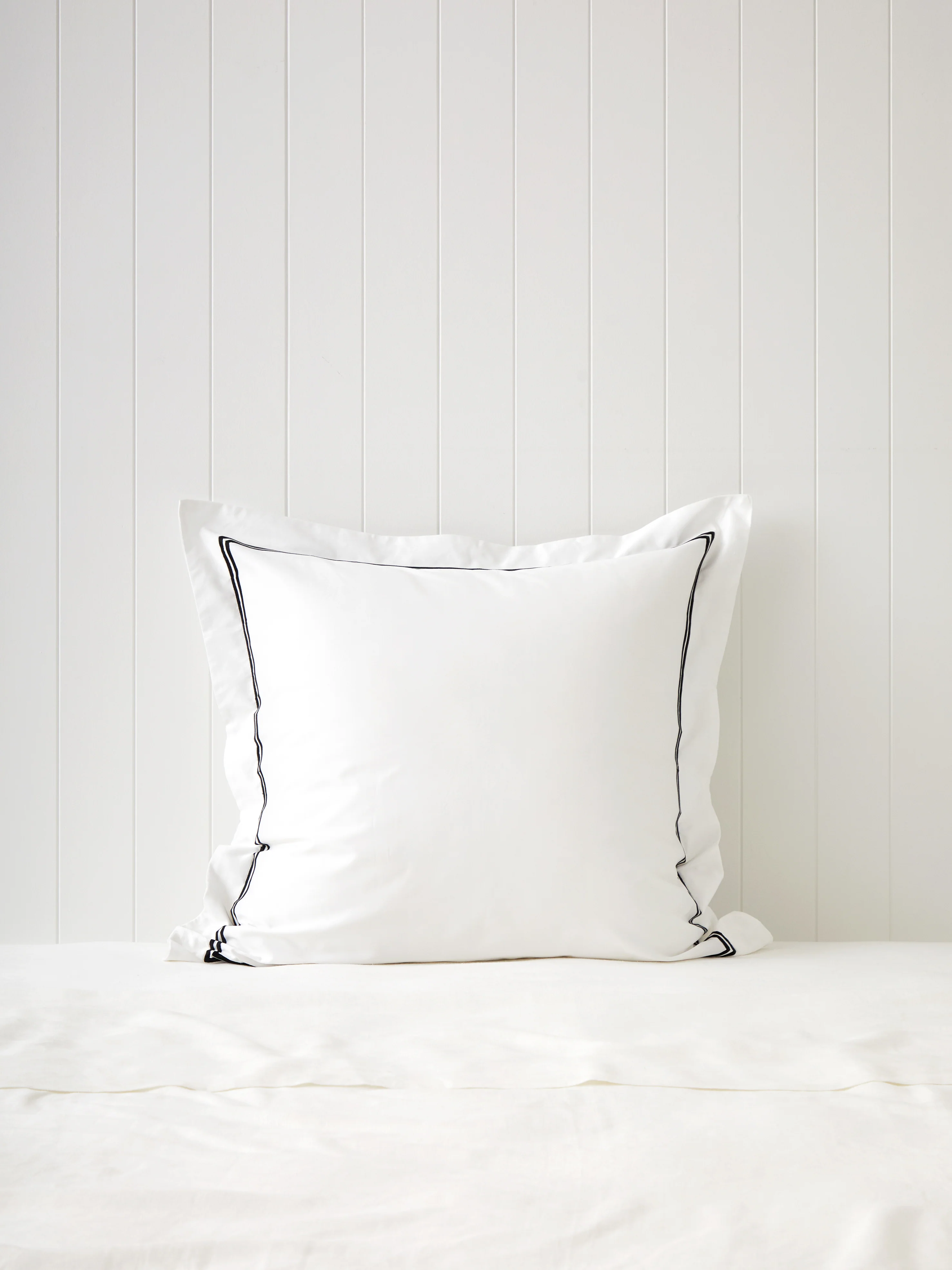 Monarch European Pillowcase in Black White