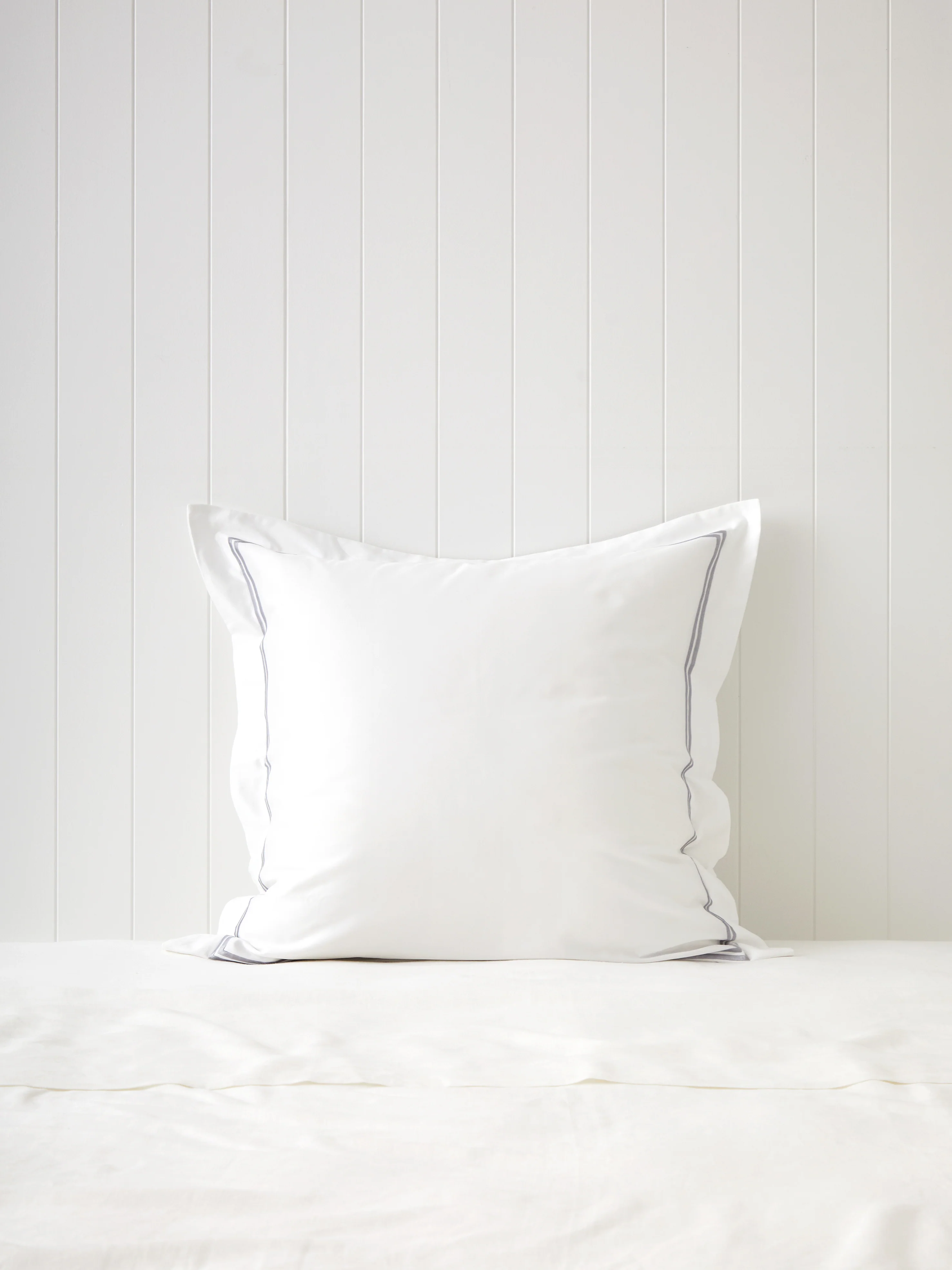 Monarch European Pillowcase in Grey White