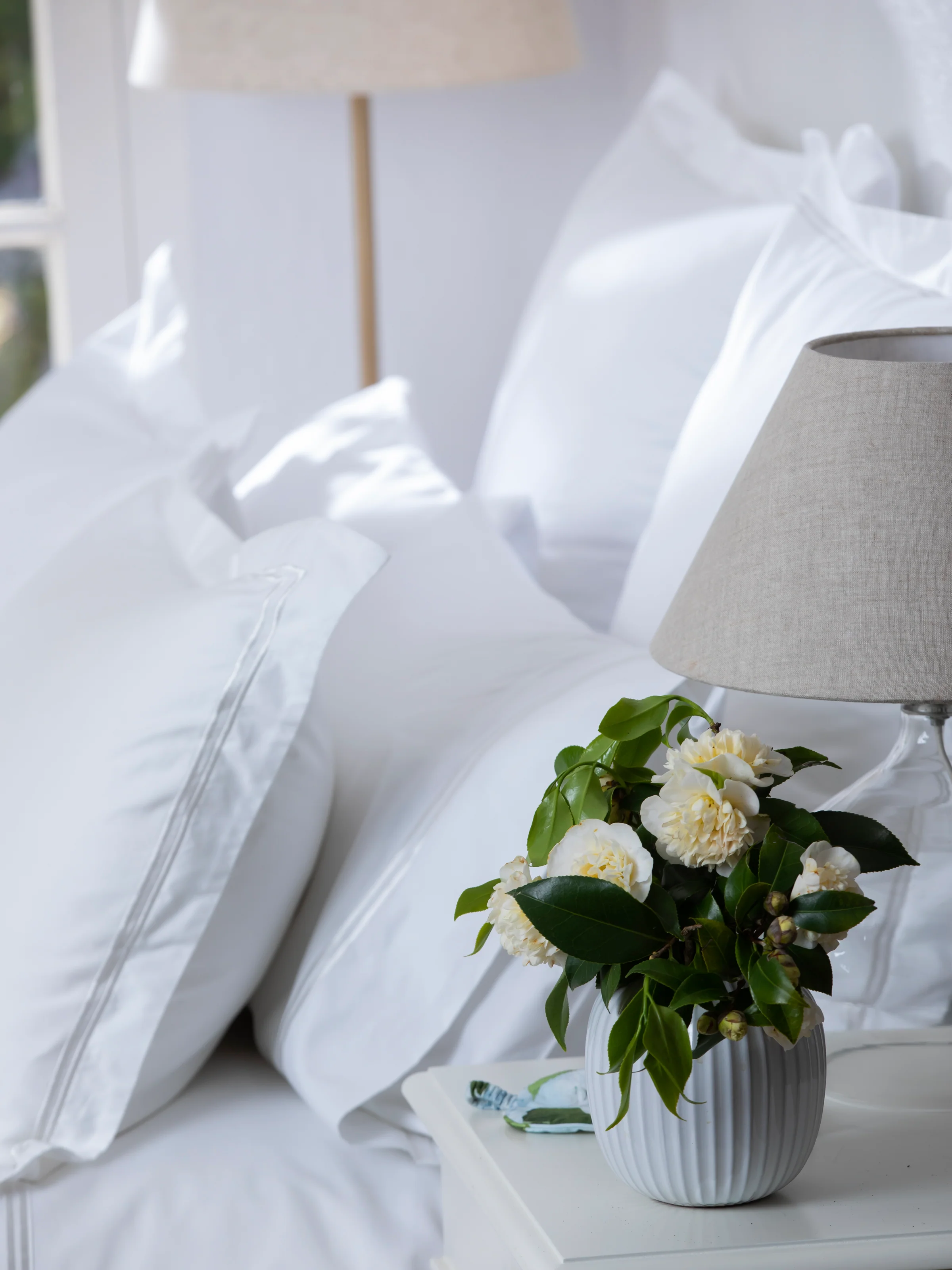 Monarch Standard Pillowcase Set in White - Image 2