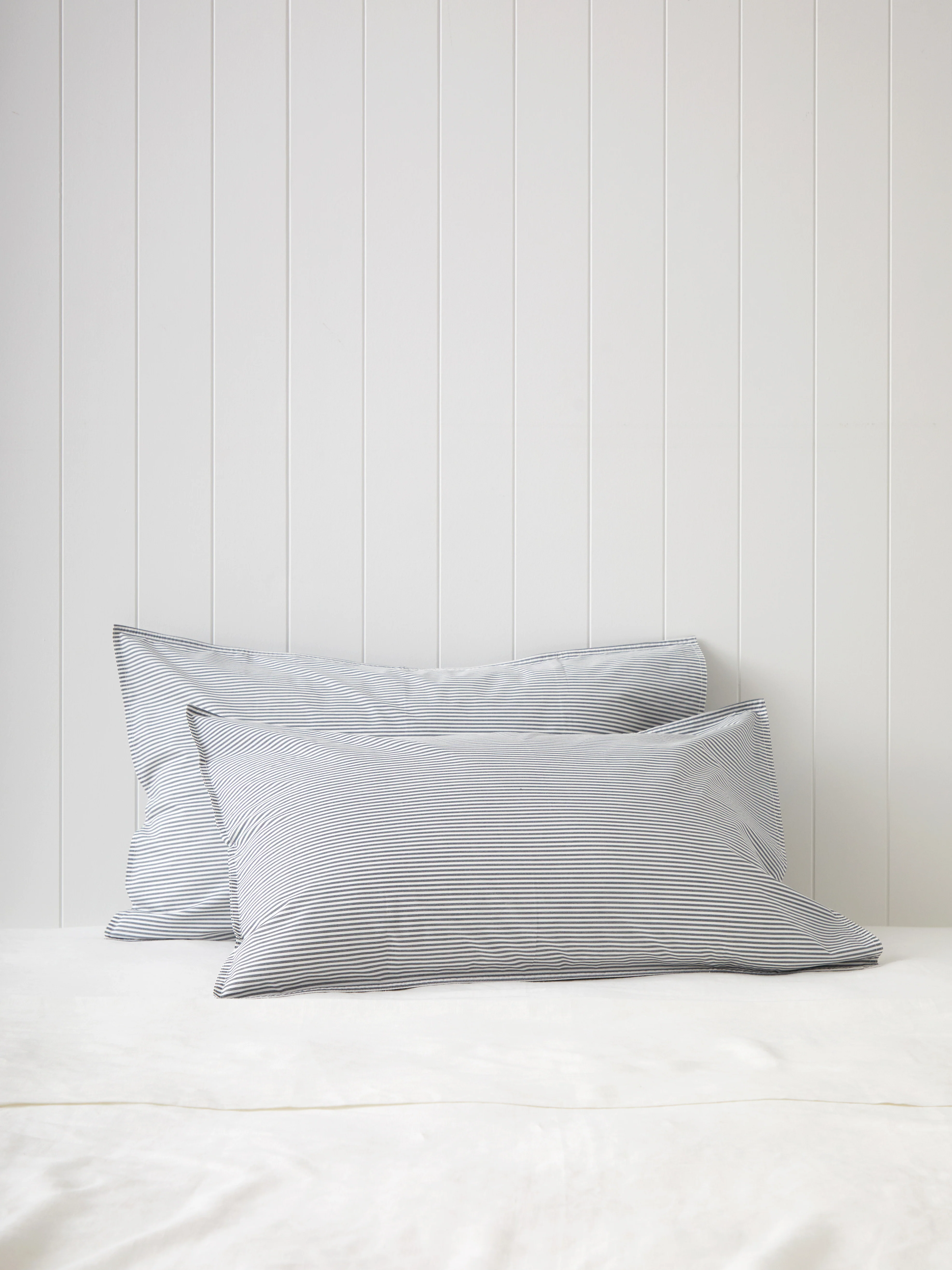 Purity Organic Cotton Standard Pillowcase Set in Charcoal Stripe