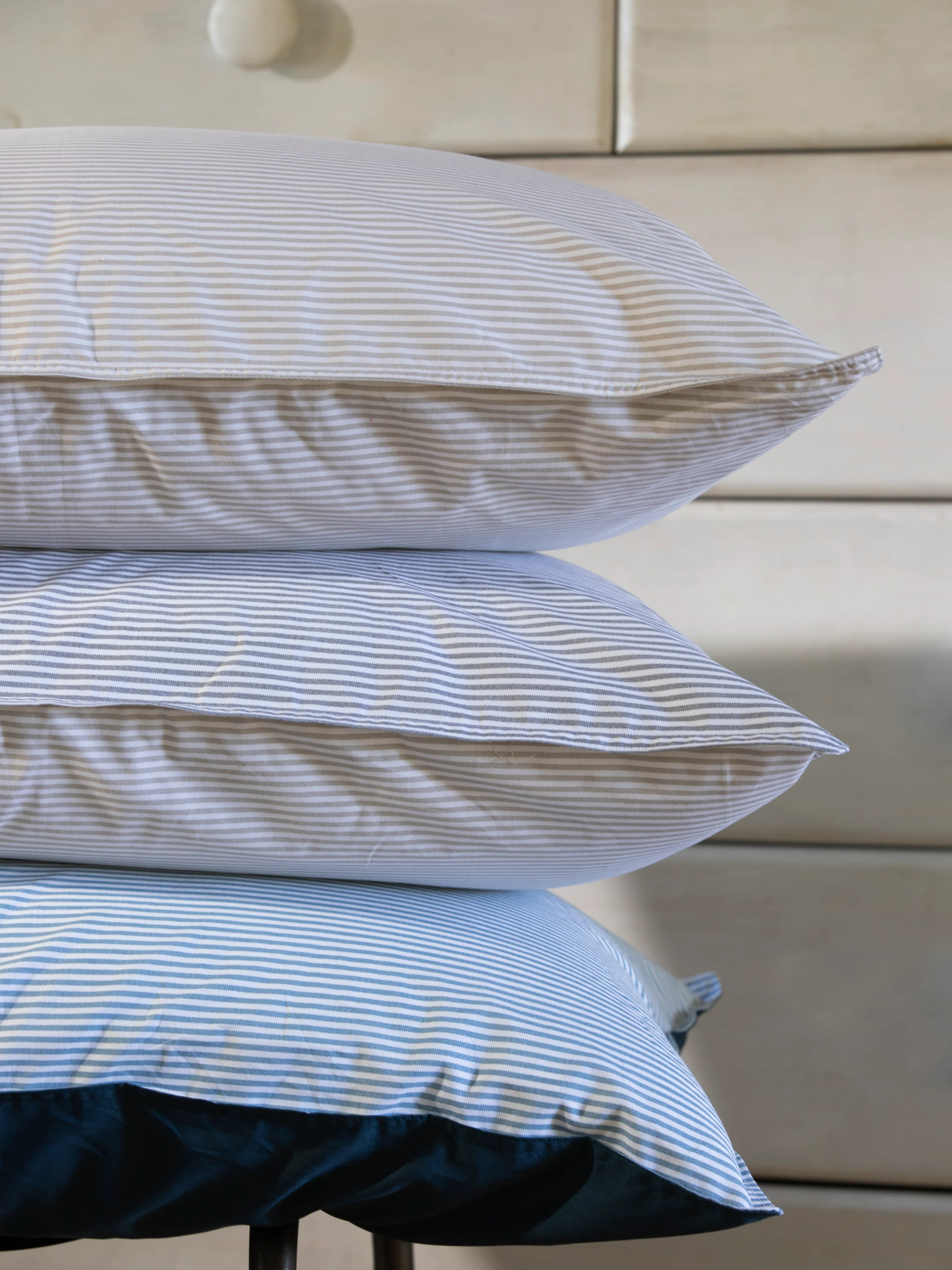 Purity Organic Cotton Standard Pillowcase Set in Charcoal Stripe - Image 3