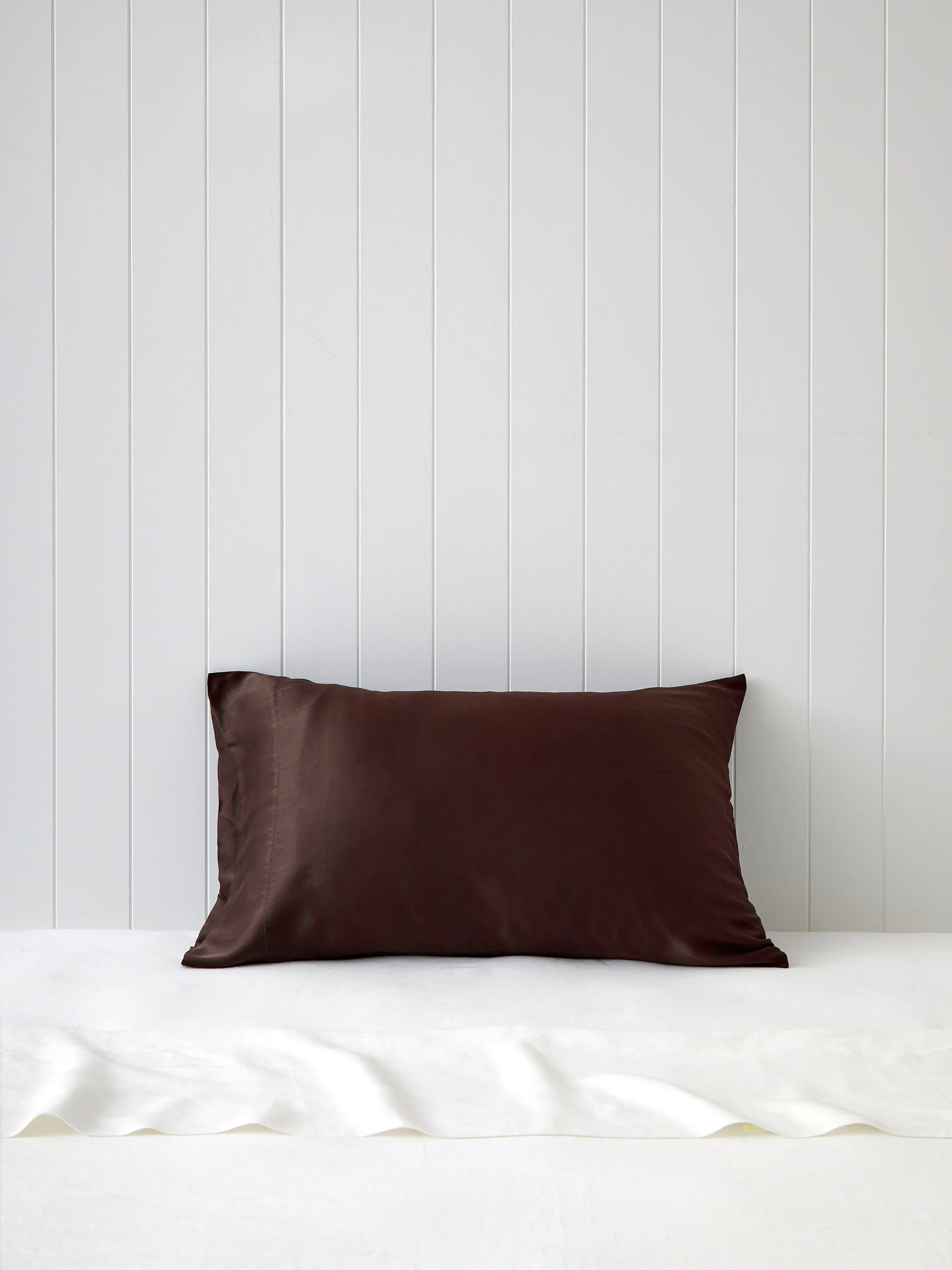 Silk Boxed Standard Pillowcase in Cocoa